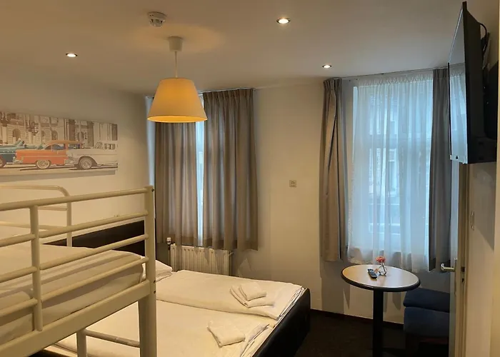 Restaurant La Piazza 3*