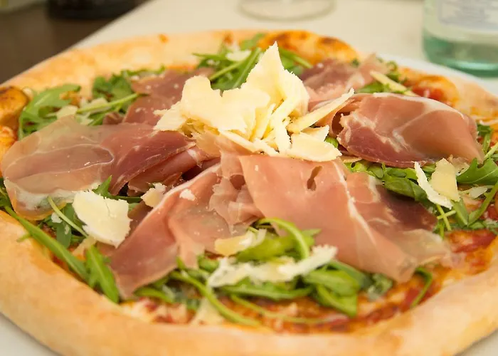 Restaurant La Piazza 3*