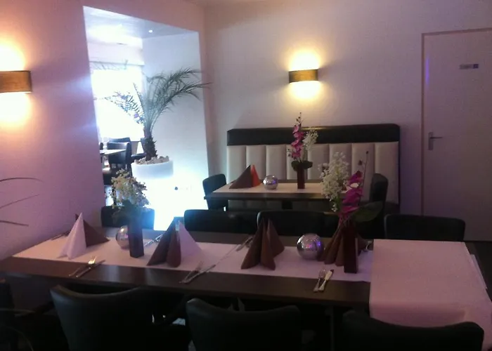 Restaurant La Piazza 3* Валкенбург