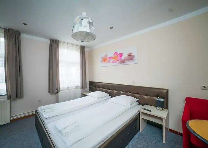 Otel Restaurant La Piazza 3*